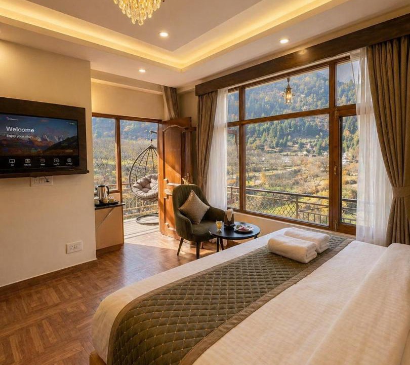 Photo of Others in Old Manali