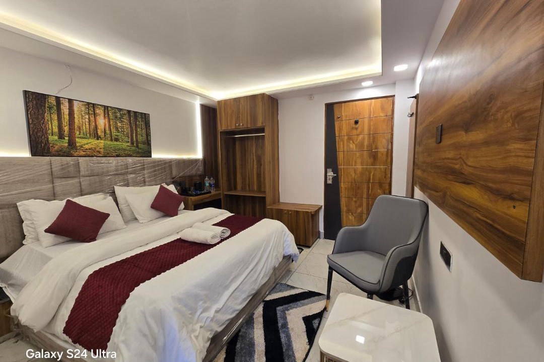 Photo of Bedroom in Badrinath