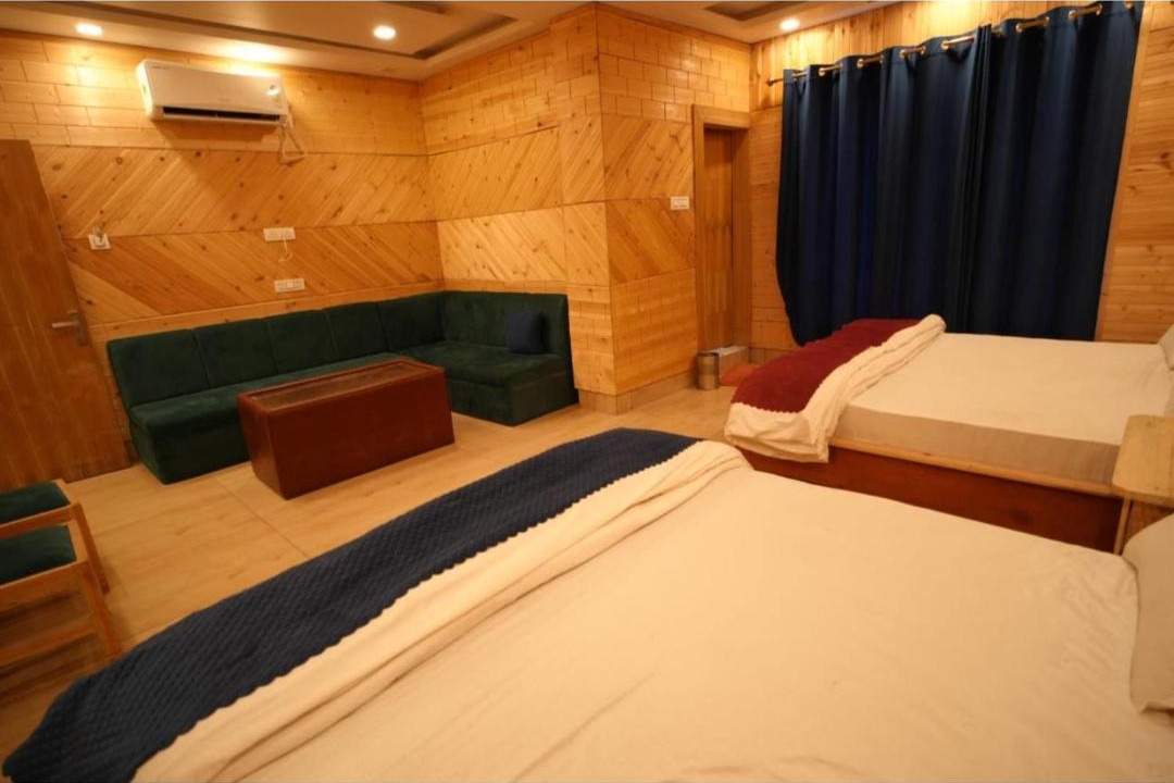 Photo of Bedroom in Uttarkashi