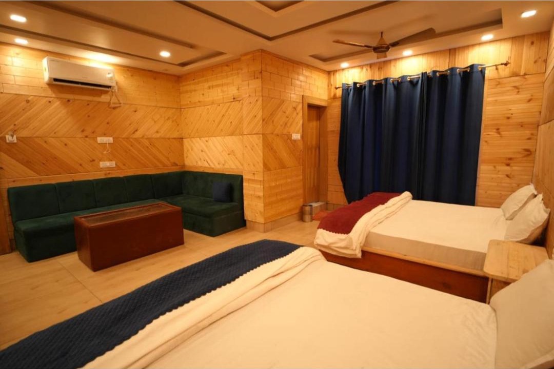 Photo of Bedroom in Uttarkashi