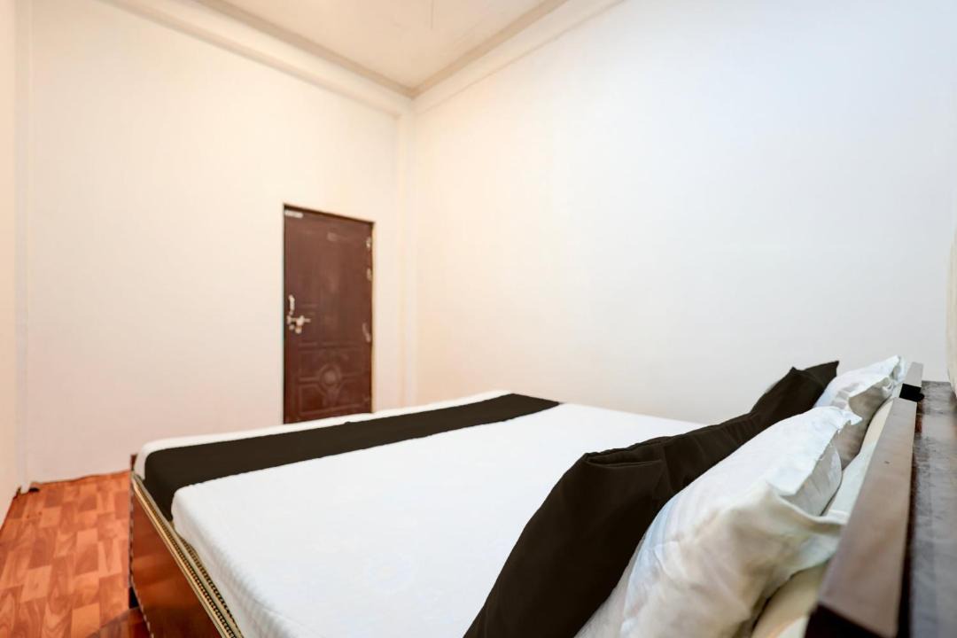 Photo of Bedroom in Etawah