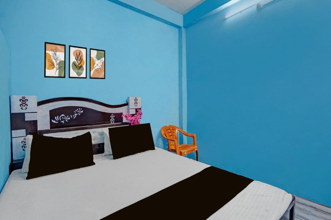 Photo of Bedroom in Malihabad