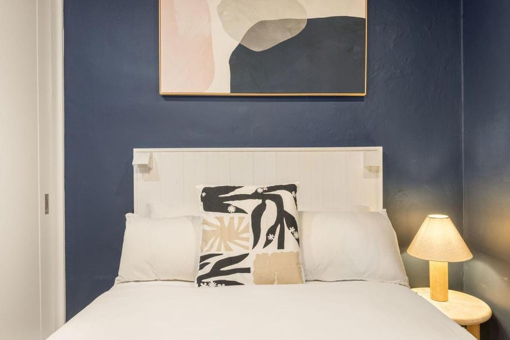 Photo of Bedroom in Redfern