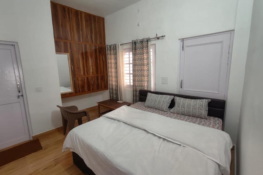Photo of Bedroom in Munsyari
