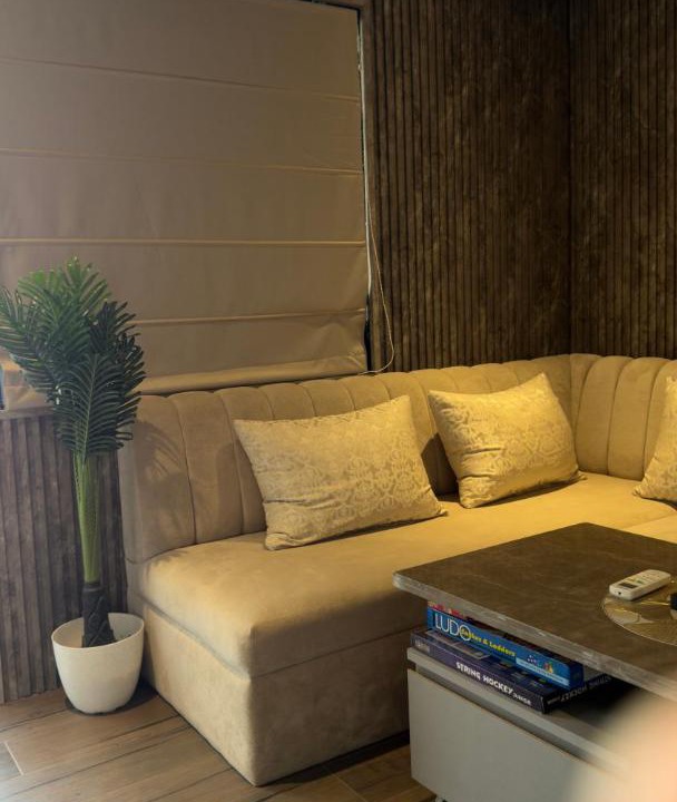 Photo of Livingroom in Raja Park