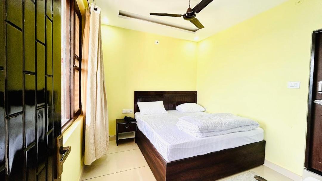 Photo of Bedroom in Almora