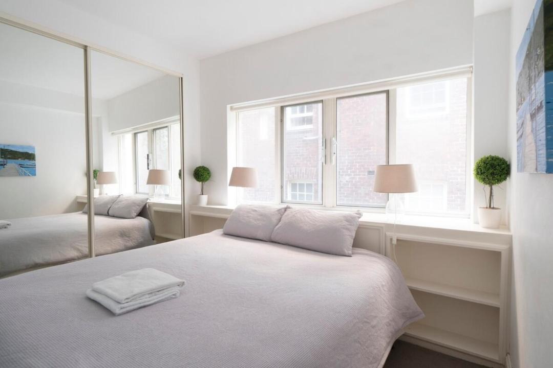 Photo of Bedroom in Kirribilli