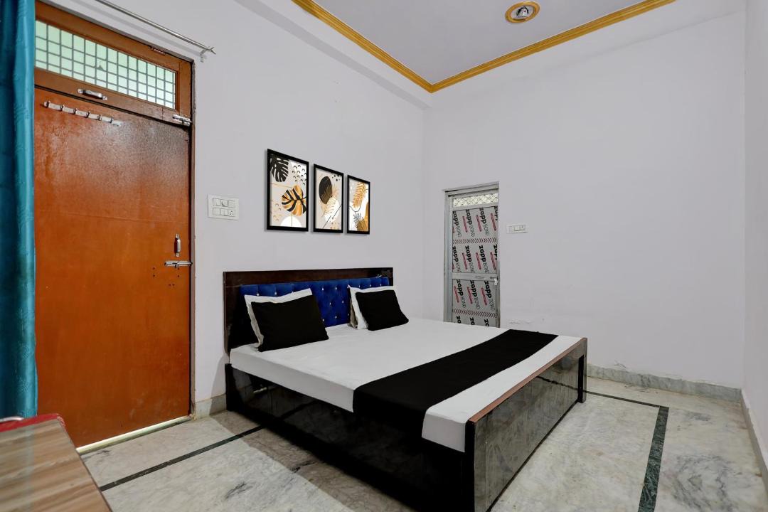 Photo of Bedroom in Sultanpur