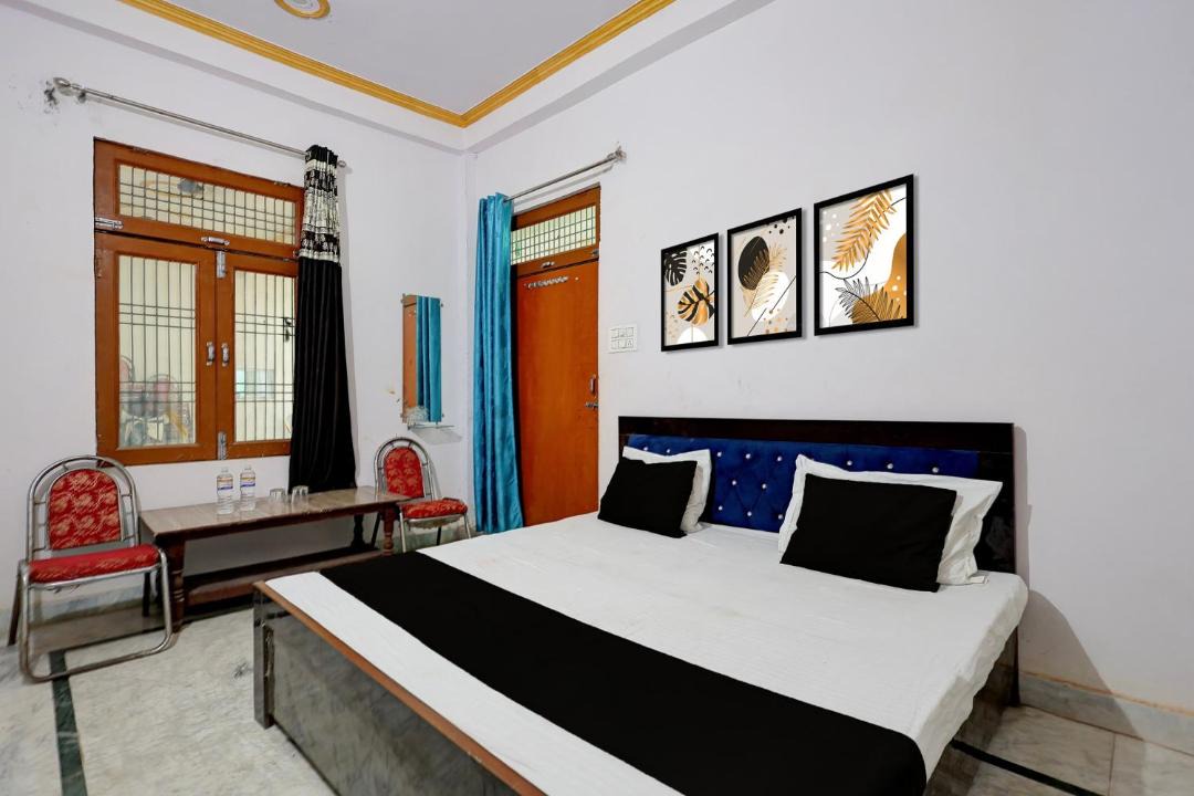 Photo of Bedroom in Sultanpur