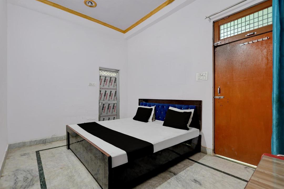 Photo of Bedroom in Sultanpur