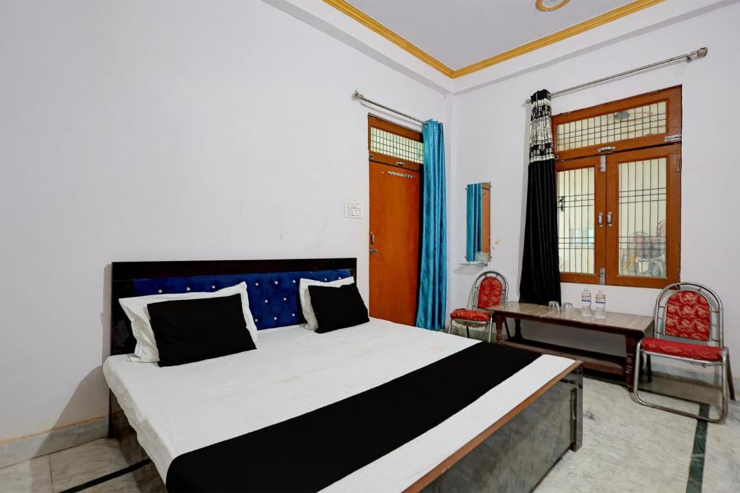 Photo of Bedroom in Sultanpur