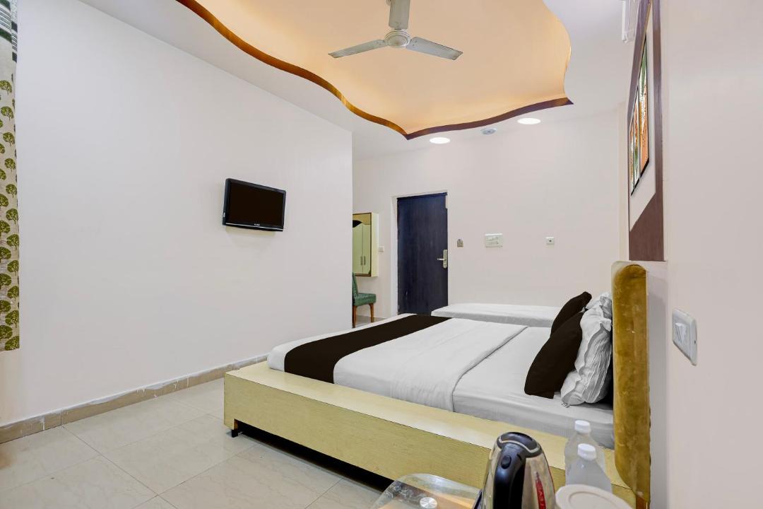 Photo of Bedroom in Charbagh