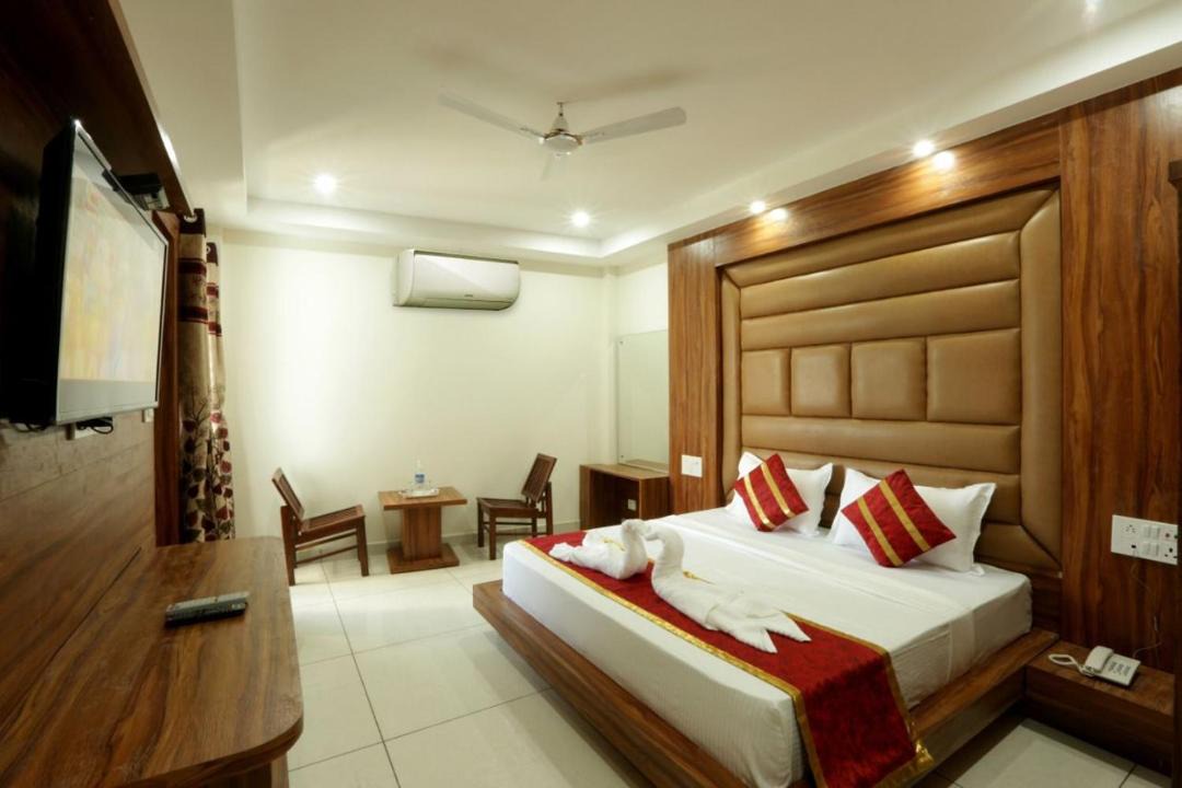 Photo of Bedroom in Katra