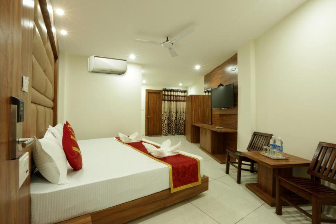 Photo of Bedroom in Katra