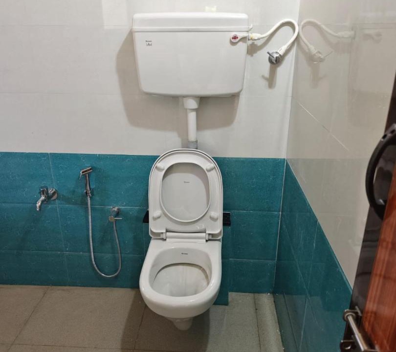 Photo of Bathroom in Hireguthi