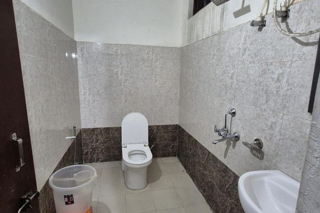 Photo of Bathroom in Guptkashi