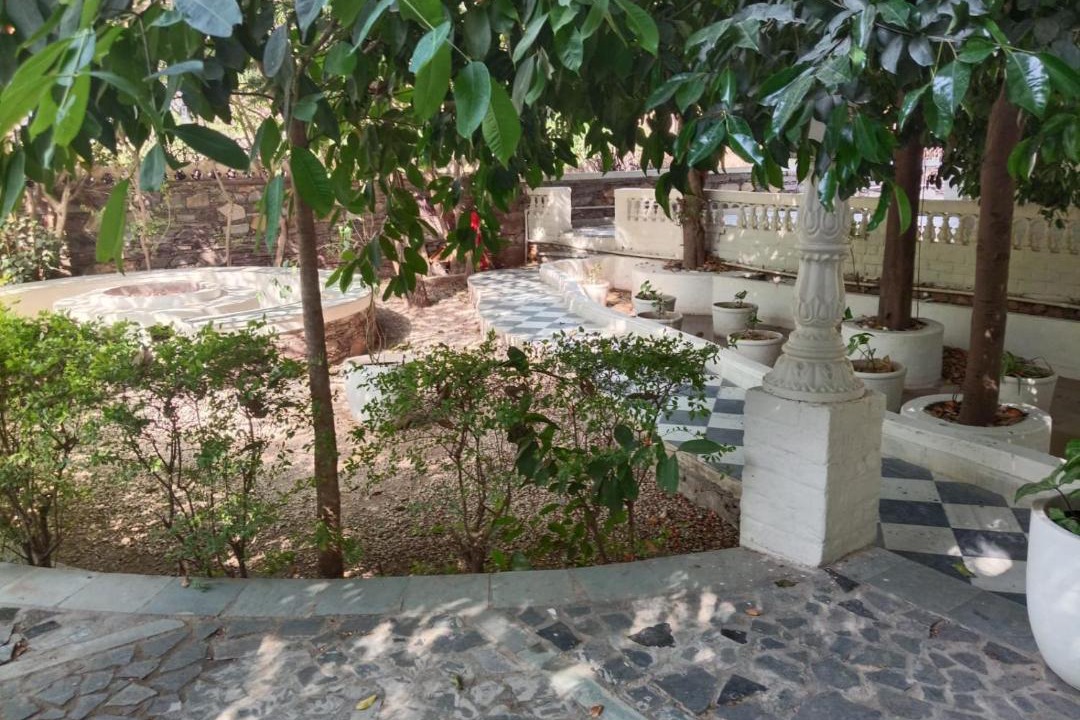 Photo of Others in Bedla