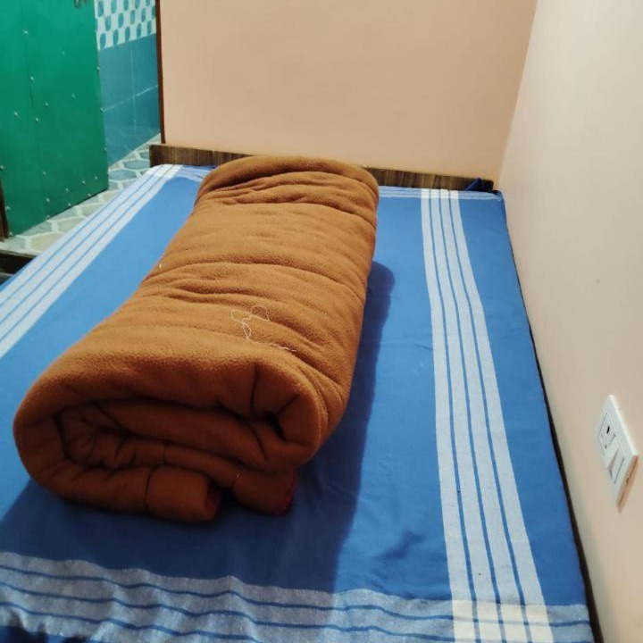 Photo of Bedroom in Narainkoti