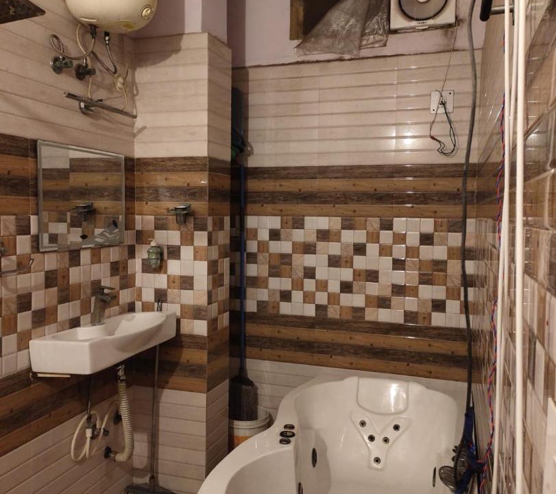 Photo of Bathroom in Varanasi