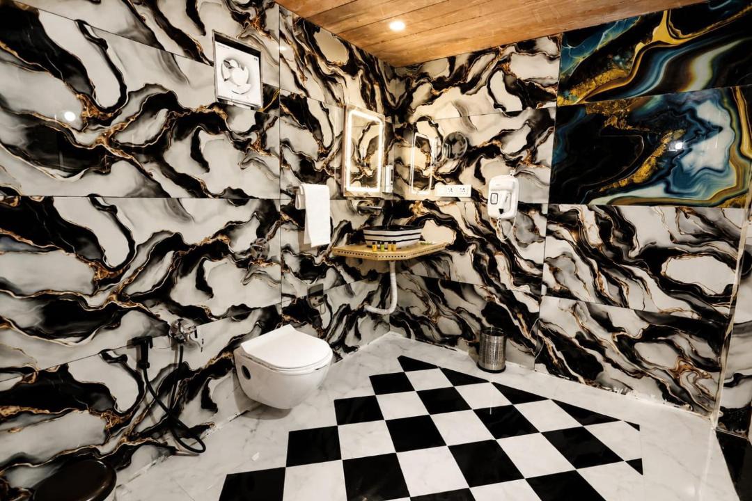 Photo of Bathroom in Kanoi