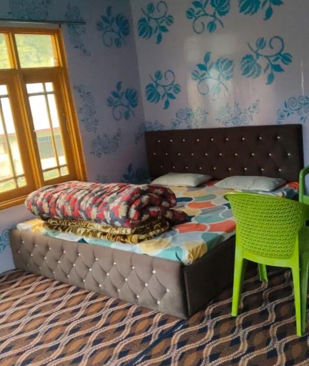 Photo of Bedroom in Gulmarg