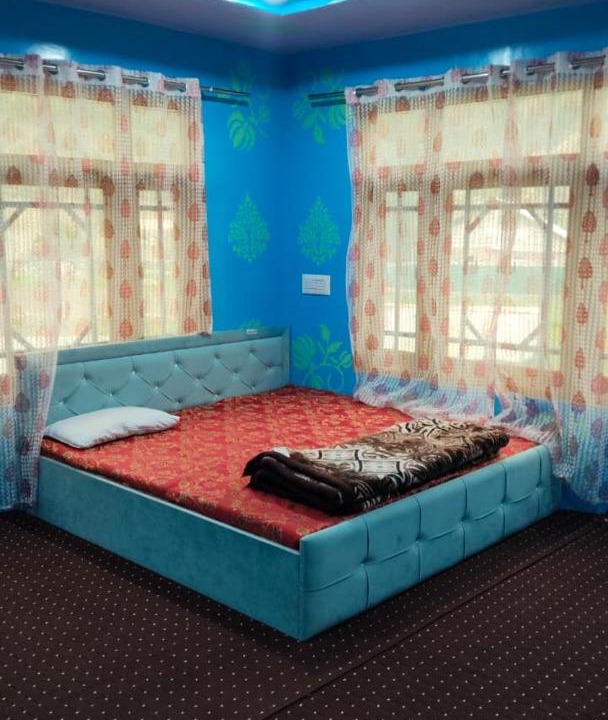 Photo of Bedroom in Gulmarg