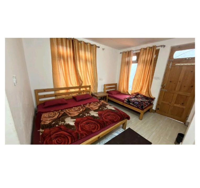 Photo of Bedroom in Yamunotri