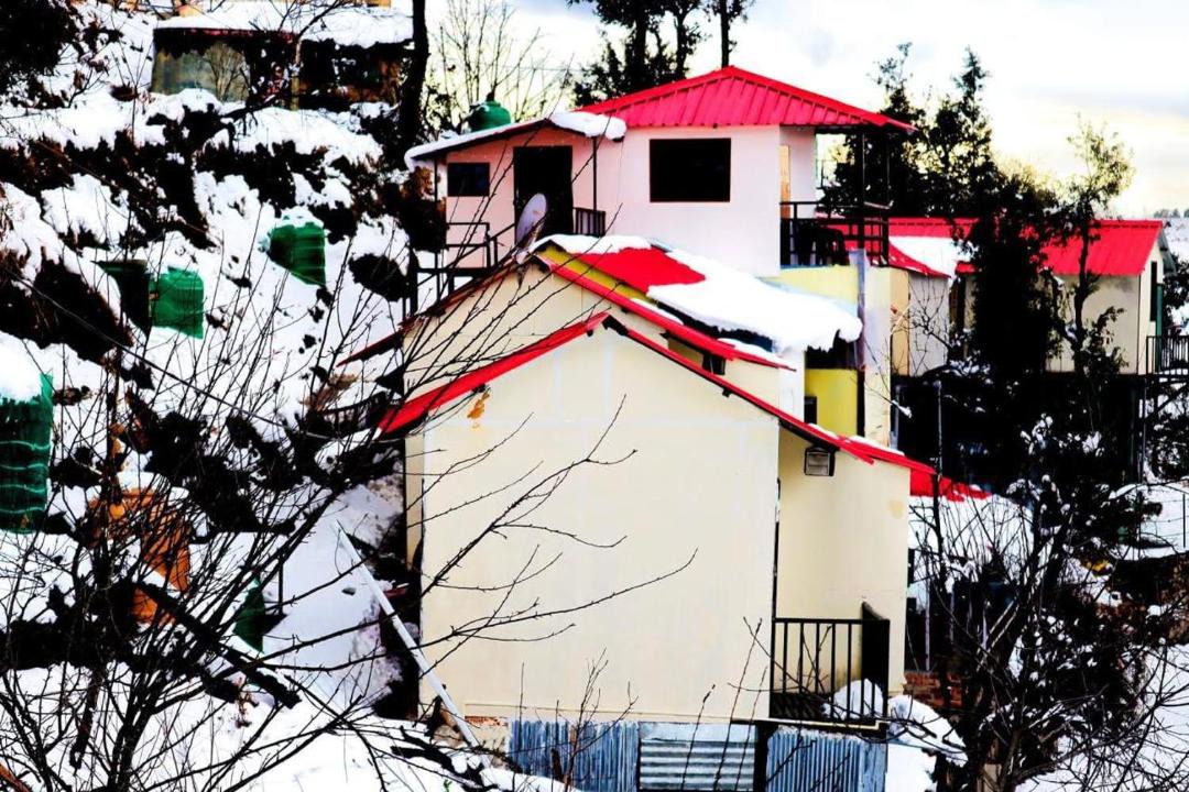 Photo of Buildings in Kanatal