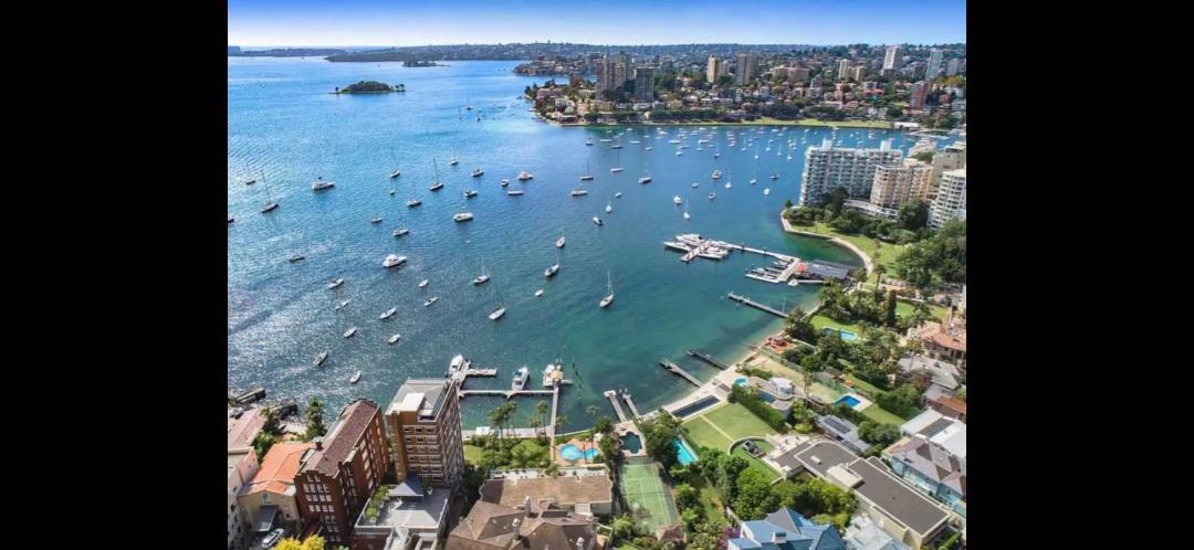 Photo of Others in Elizabeth Bay