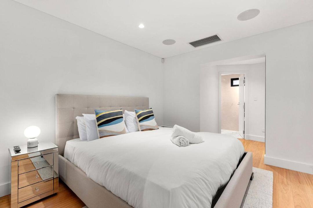 Photo of Others in Potts Point