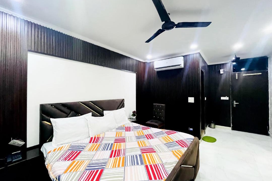 Photo of Bedroom in Jangpura