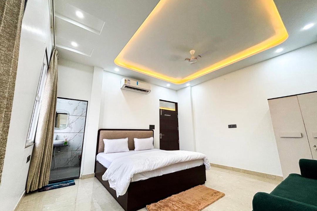 Photo of Bedroom in Pink City