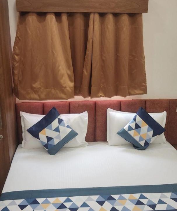 Photo of Bedroom in Dhamnod