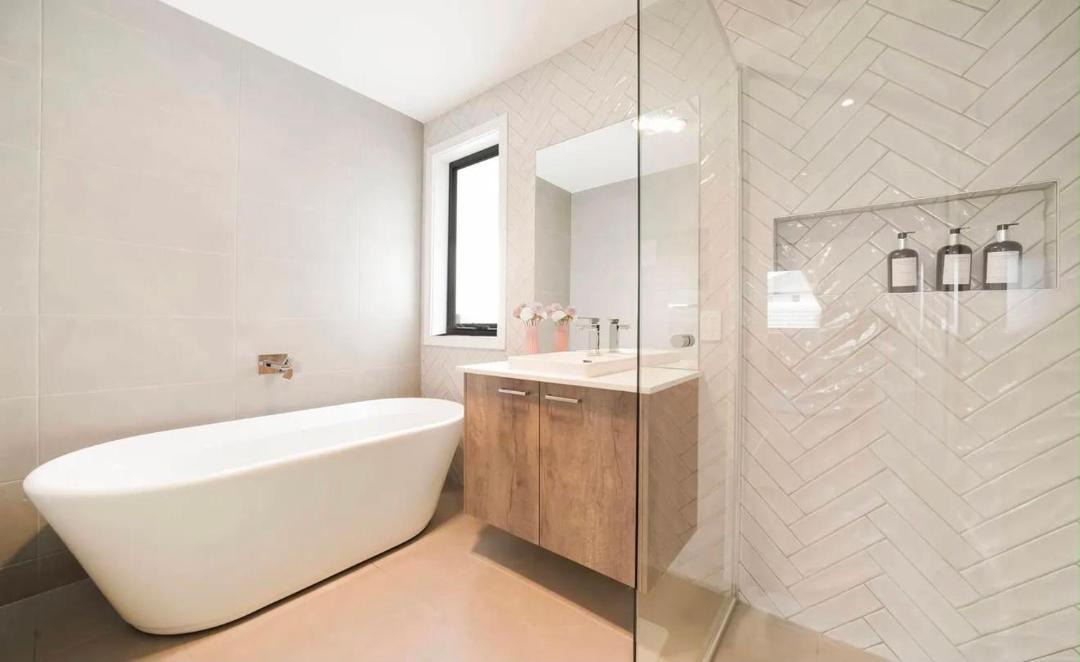 Photo of Bathroom in Catherine Field