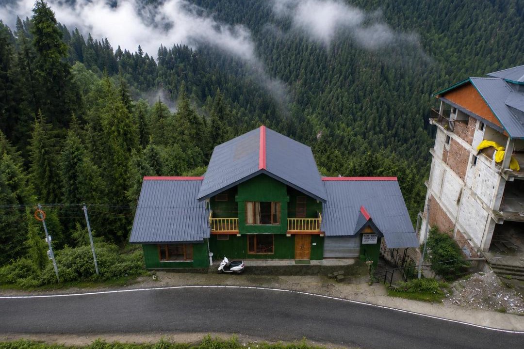 Photo of Others in Shoja
