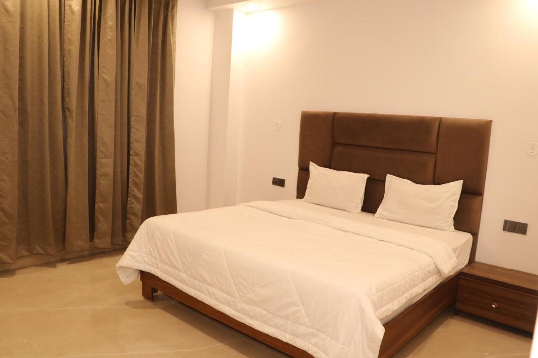 Photo of Bedroom in Roorkee