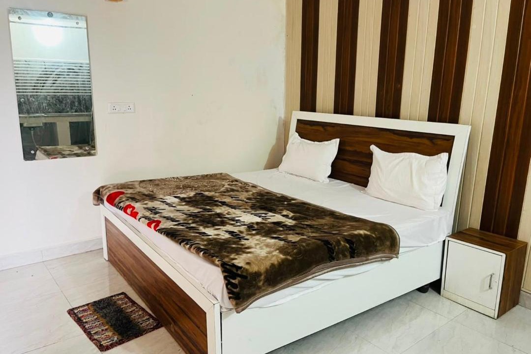 Photo of Bedroom in Kumarhatti