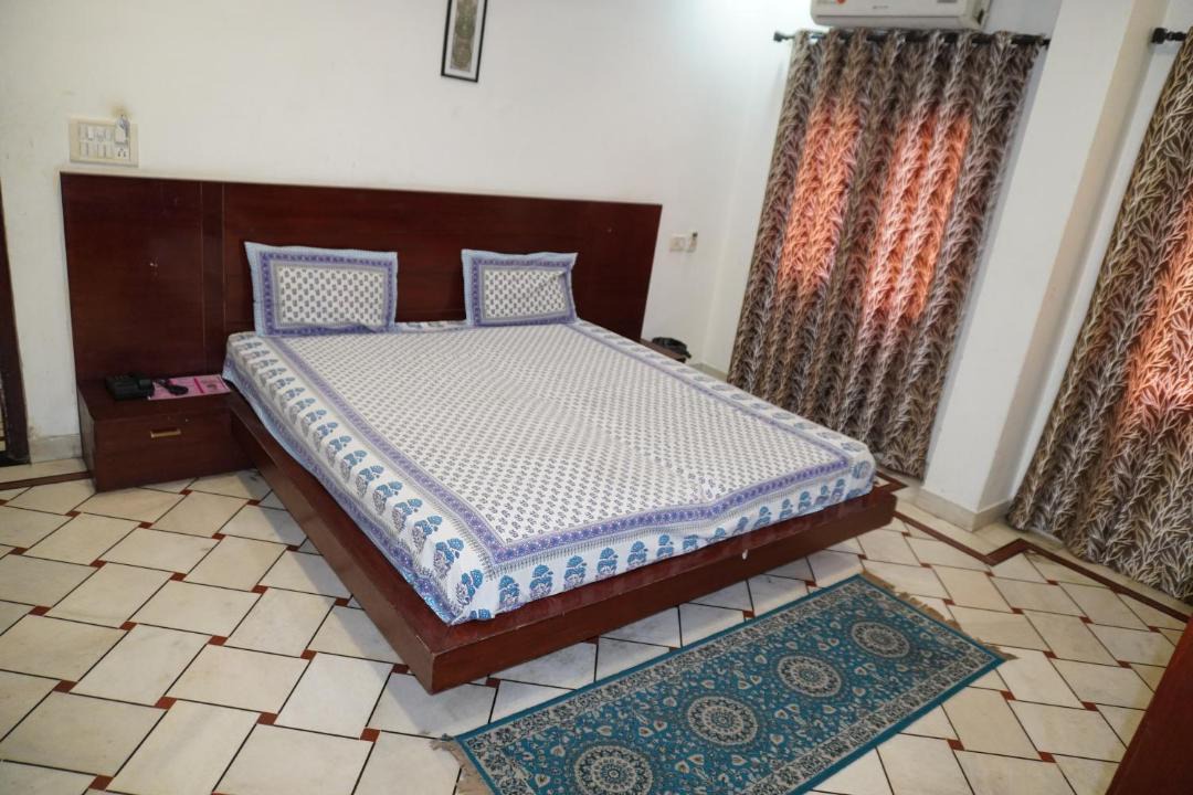 Photo of Bedroom in Sindhi Camp