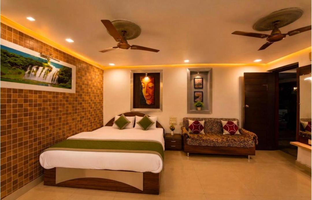 Photo of Bedroom in Mount Abu