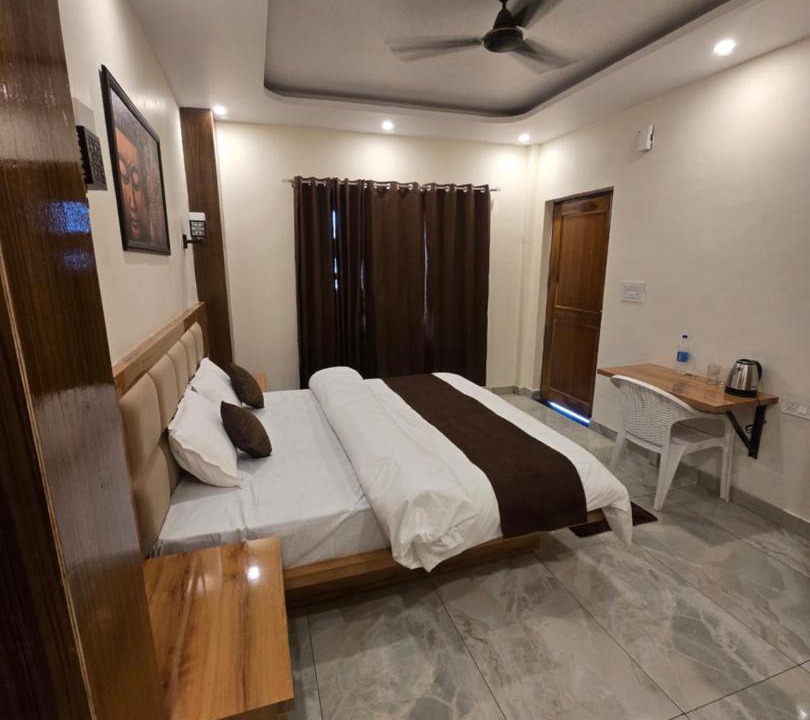 Photo of Bedroom in Ukhimath