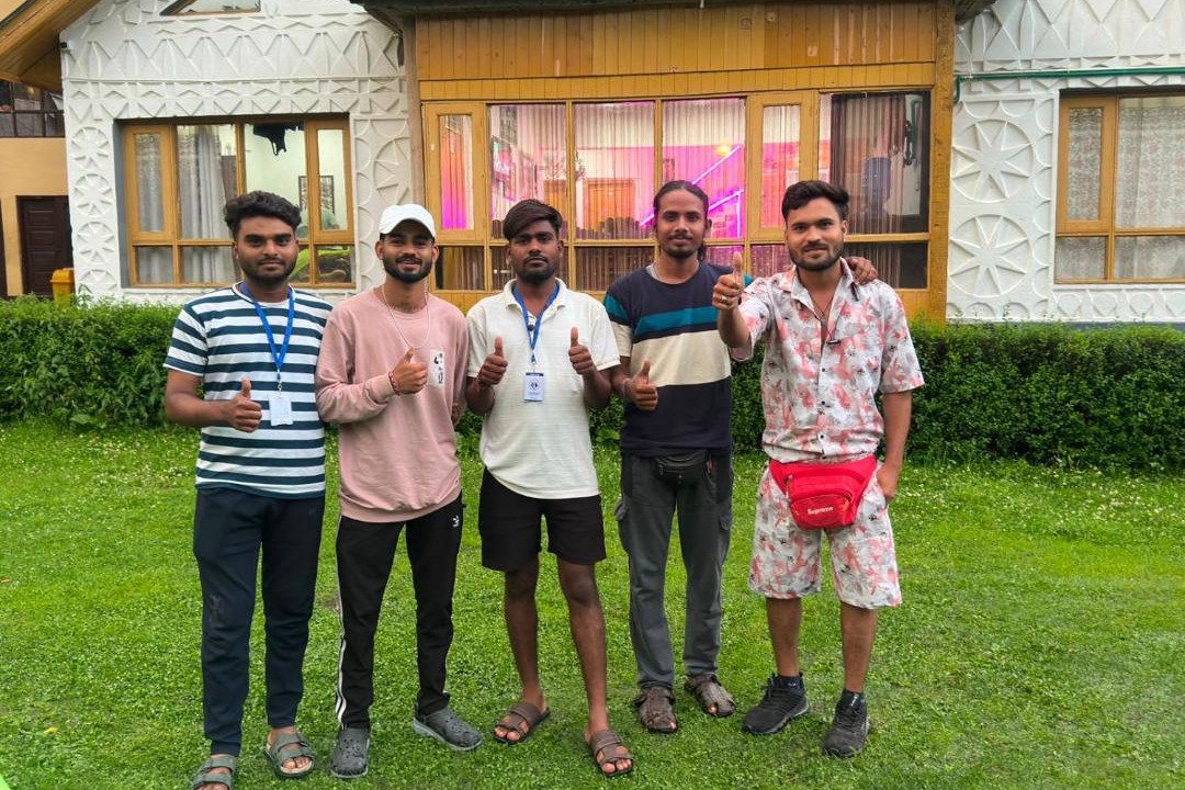 Photo of Others in Laripora