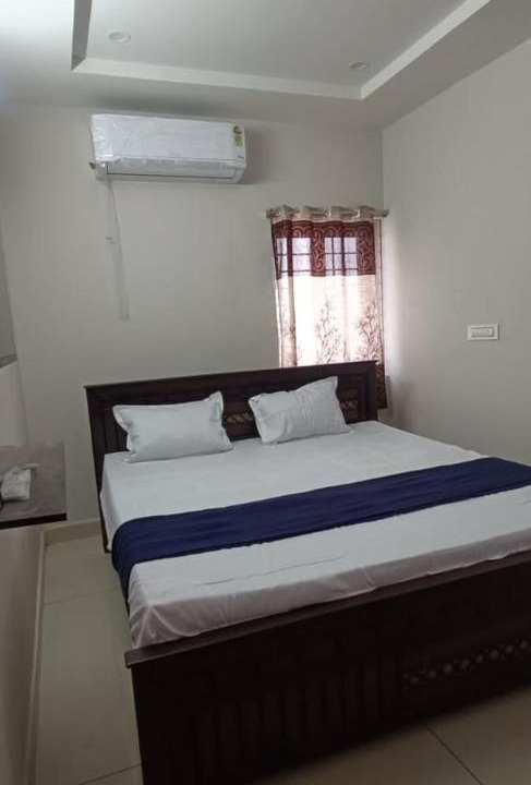 Photo of Bedroom in Kakinada