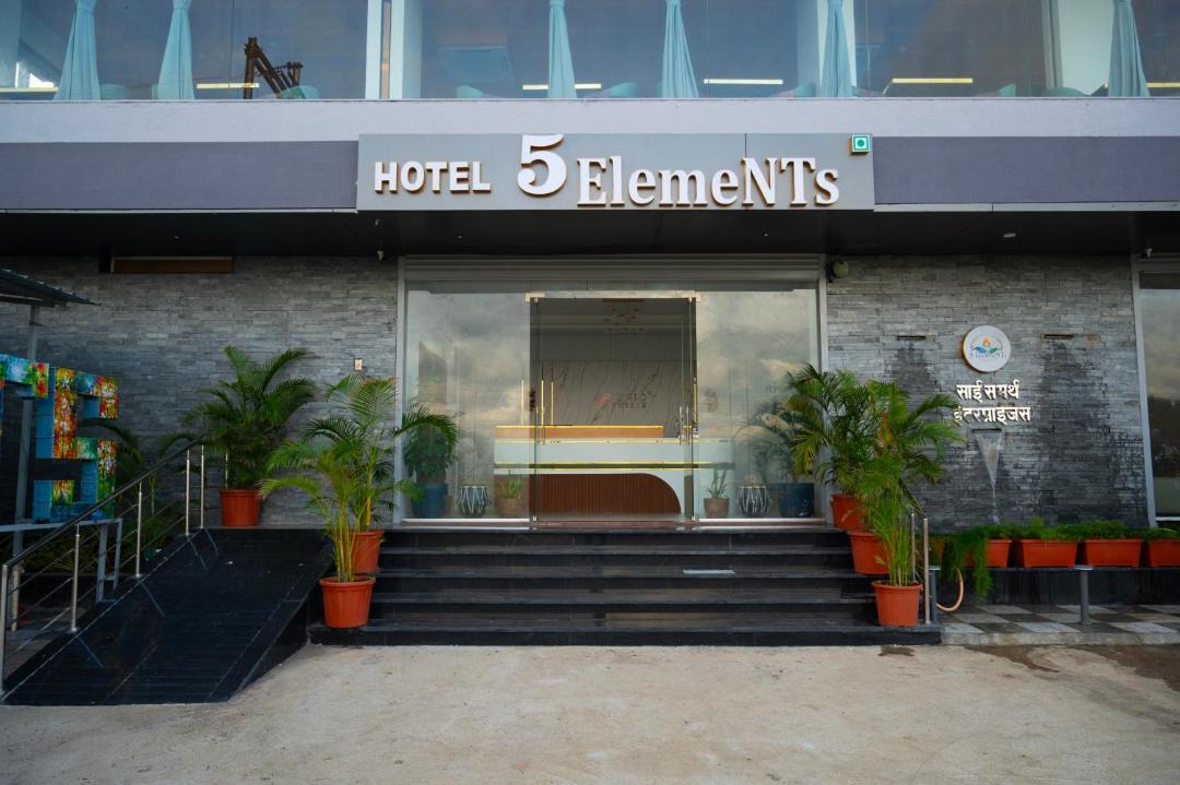 Photo of Buildings in Akalkot