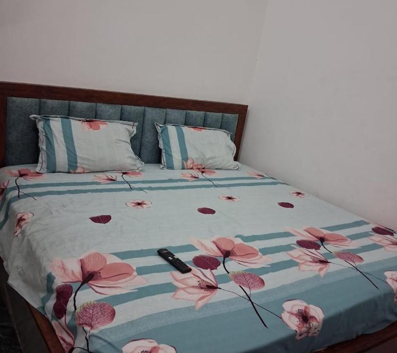 Photo of Bedroom in Etah