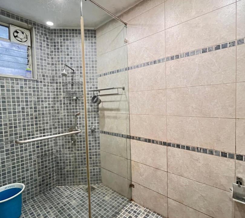 Photo of Bathroom in Kalyani Nagar