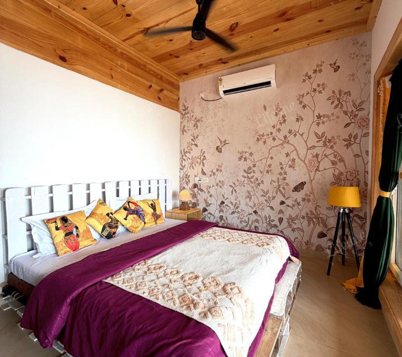 Photo of Bedroom in Murud