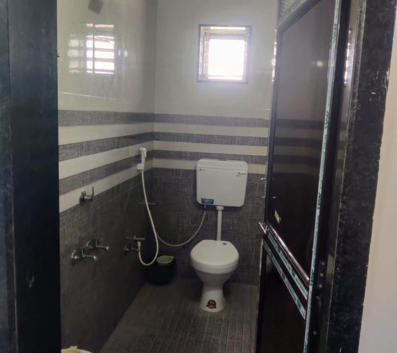 Photo of Bathroom in Desuri