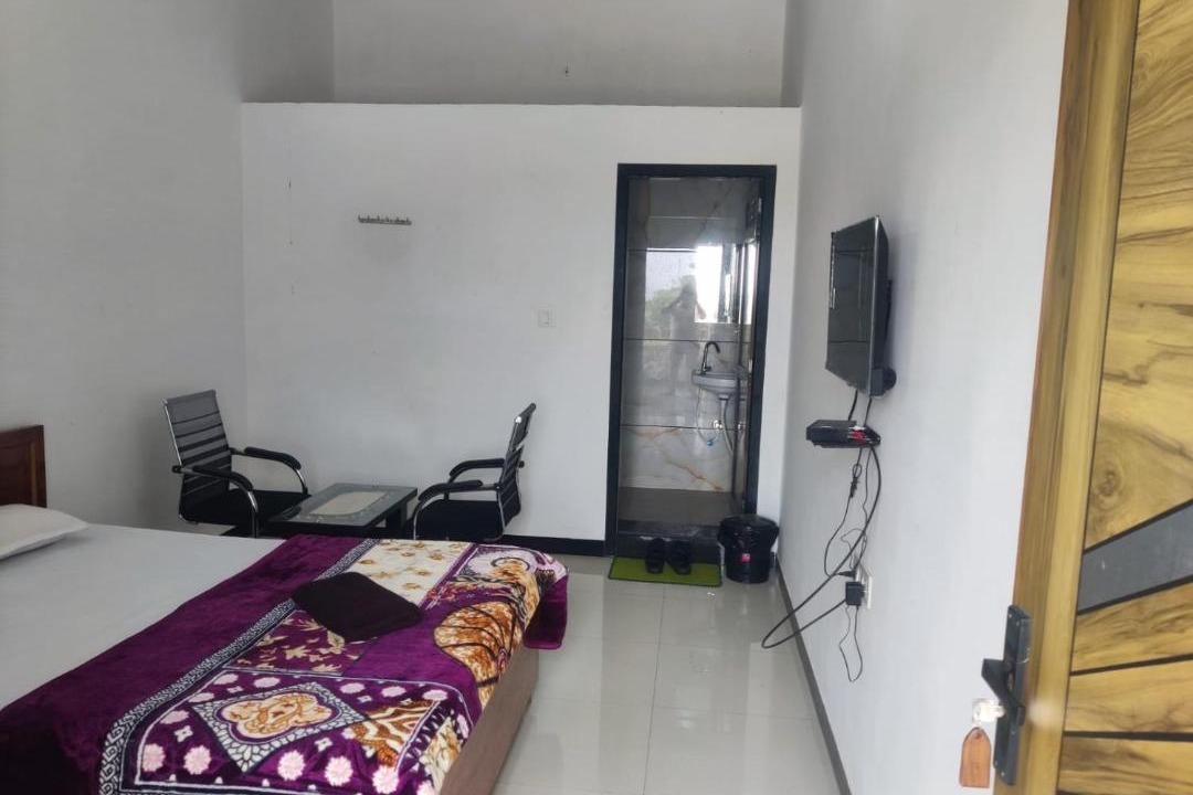 Photo of Bedroom in Desuri