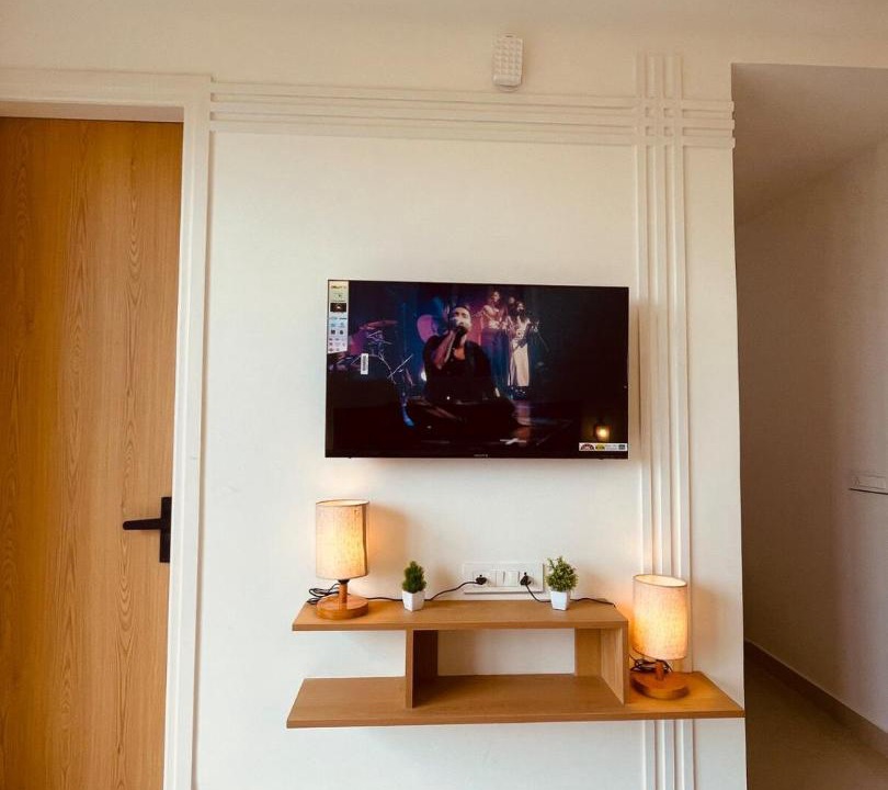 Photo of Livingroom in DLF Phase 5