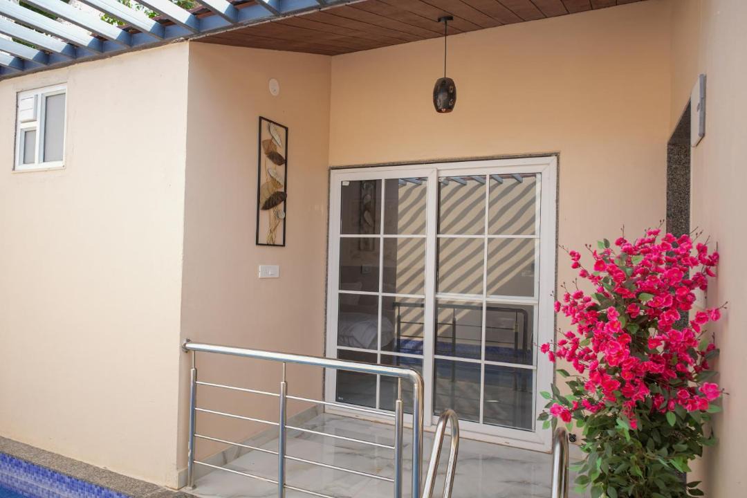 Photo of Others in Bedla
